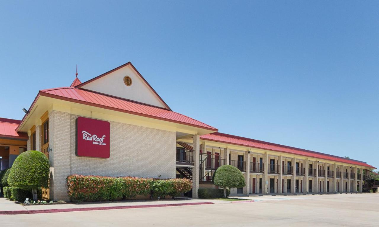 Red Roof Inn Plus+ Dallas - Addison Bagian luar foto