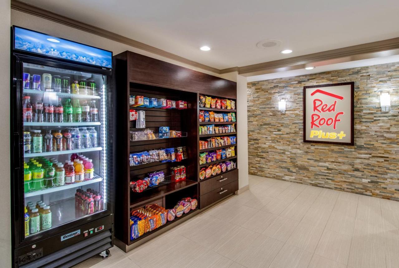 Red Roof Inn Plus+ Dallas - Addison Bagian luar foto