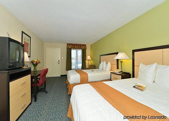 Red Roof Inn Plus+ Dallas - Addison Ruang foto